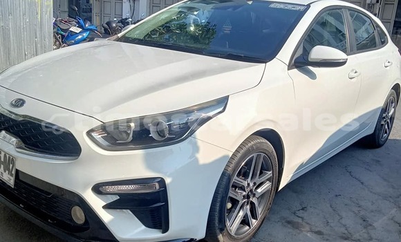 Buy Used Kia Cerato White Car in Alas in Manufahi Buy Used Kia Cerato White Car in Alas in Manufahi