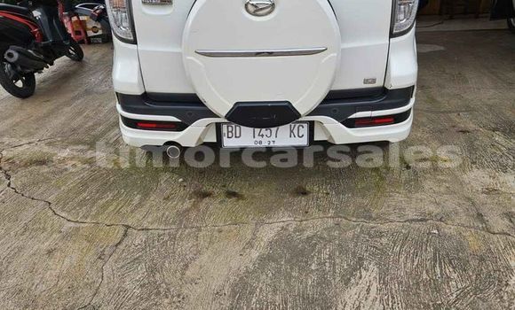 Buy Used Daihatsu Terios White Car in Dili in Dili Buy Used Daihatsu Terios White Car in Dili in Dili