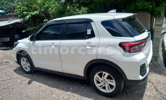 Buy Used Toyota Ractis White Car in Alas in Manufahi Buy Used Toyota Ractis White Car in Alas in Manufahi