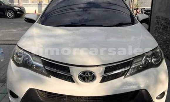 Buy Used Toyota RAV4 White Car in Dili in Dili Buy Used Toyota RAV4 White Car in Dili in Dili