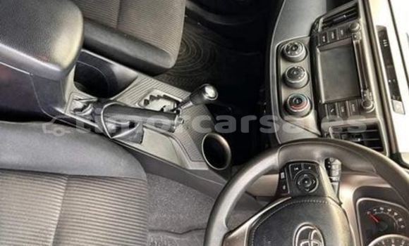 Buy Used Toyota RAV4 White Car in Dili in Dili Buy Used Toyota RAV4 White Car in Dili in Dili
