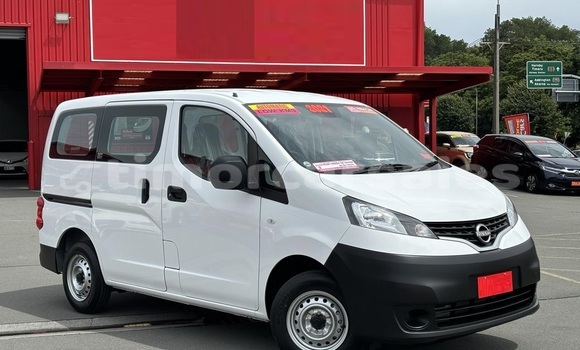 Buy Used Nissan NV200 White Car in Dili in Dili Buy Used Nissan NV200 White Car in Dili in Dili
