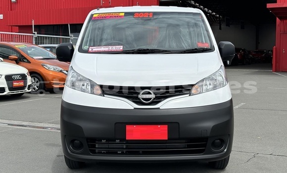 Buy Used Nissan NV200 White Car in Dili in Dili Buy Used Nissan NV200 White Car in Dili in Dili