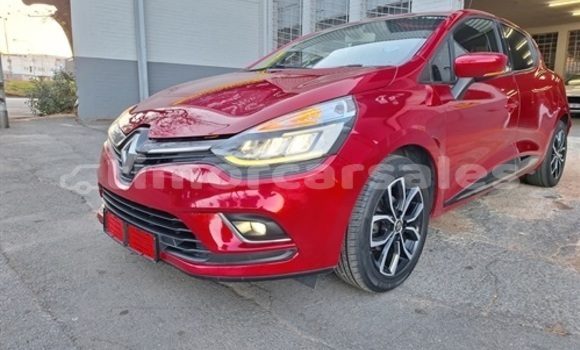Buy Used Renault Clio Red Car in Dili in Dili Buy Used Renault Clio Red Car in Dili in Dili