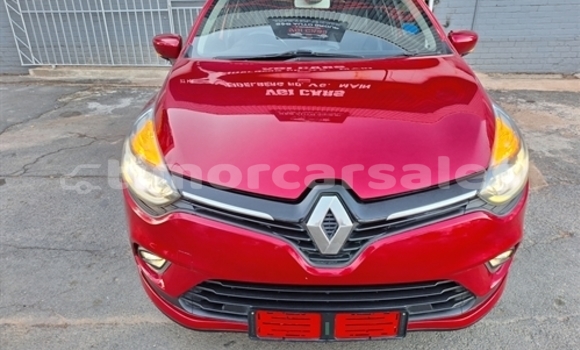 Buy Used Renault Clio Red Car in Dili in Dili Buy Used Renault Clio Red Car in Dili in Dili
