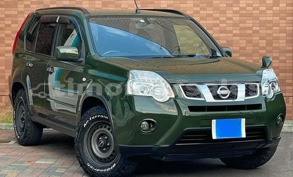 Buy Used Nissan X–Trail Green Car in Dili in Dili
