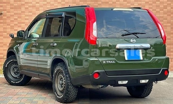 Buy Used Nissan X–Trail Green Car in Dili in Dili Buy Used Nissan X–Trail Green Car in Dili in Dili