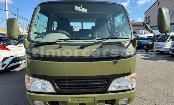 Buy Used Toyota TownAce Green Car in Same in Manufahi Buy Used Toyota TownAce Green Car in Same in Manufahi