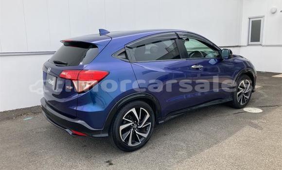 Buy Used Honda Vezel Blue Car in Dili in Dili Buy Used Honda Vezel Blue Car in Dili in Dili