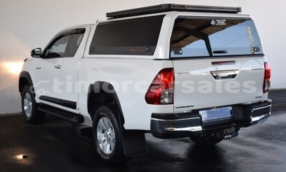 Buy Used Toyota Hilux White Car in Dili in Dili Buy Used Toyota Hilux White Car in Dili in Dili