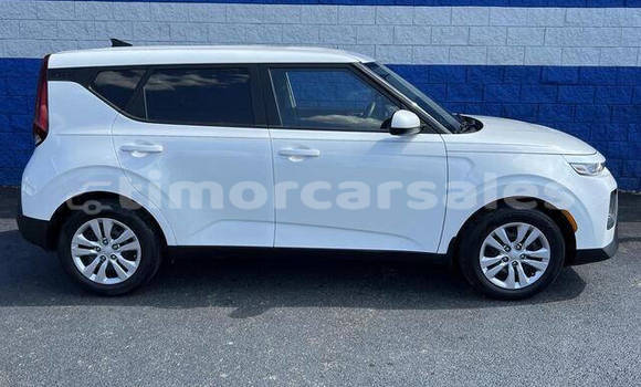 Buy Used Kia Soul White Car in Dili in Dili Buy Used Kia Soul White Car in Dili in Dili