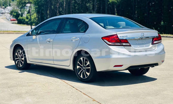 Buy Used Honda Civic Silver Car in Dili in Dili Buy Used Honda Civic Silver Car in Dili in Dili