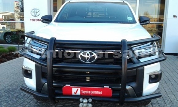 Buy Used Toyota Hilux White Car in Dili in Dili Buy Used Toyota Hilux White Car in Dili in Dili