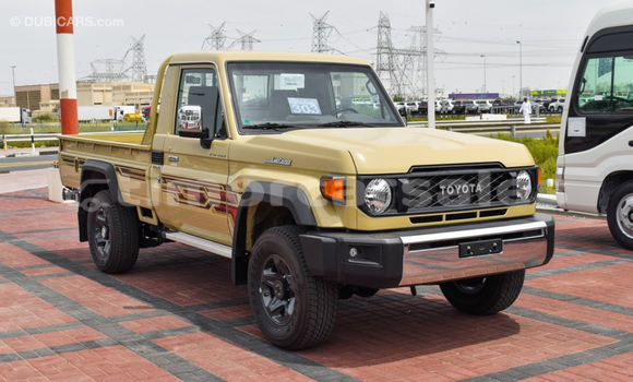 Buy New Toyota Land Cruiser Brown Car in Dili in Dili Buy New Toyota Land Cruiser Brown Car in Dili in Dili