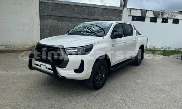 Acheter Occasion Voiture Toyota Hilux Blanc à Alas, Manufahi Acheter Occasion Voiture Toyota Hilux Blanc à Alas, Manufahi