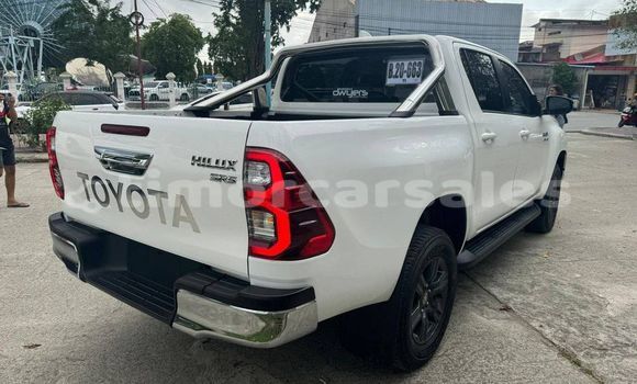 Acheter Occasion Voiture Toyota Hilux Blanc à Alas, Manufahi Acheter Occasion Voiture Toyota Hilux Blanc à Alas, Manufahi
