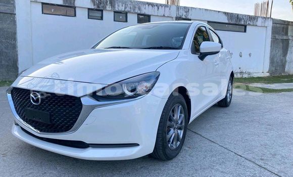 Buy Used Mazda 2 White Car in Atsabe in Ermera