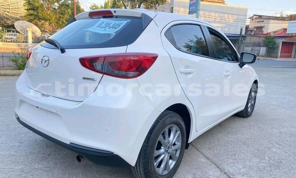 Acheter Occasion Voiture Mazda 2 Blanc à Atsabe, Ermera Acheter Occasion Voiture Mazda 2 Blanc à Atsabe, Ermera