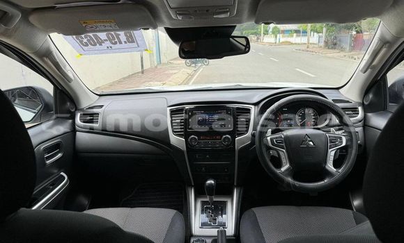 Acheter Occasion Voiture Mitsubishi Triton Blanc à Atabae, Bobonaro Acheter Occasion Voiture Mitsubishi Triton Blanc à Atabae, Bobonaro