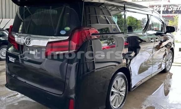 Buy Used Toyota Alphard Black Car in Atsabe in Ermera Buy Used Toyota Alphard Black Car in Atsabe in Ermera