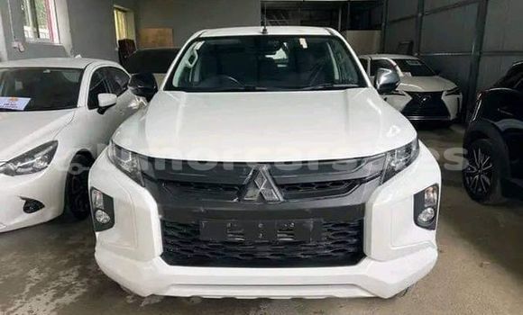 Buy Used Mitsubishi Outlander Other Car in Atabae in Bobonaro