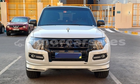 Buy Used Mitsubishi Pajero White Car in Dili in Dili Buy Used Mitsubishi Pajero White Car in Dili in Dili
