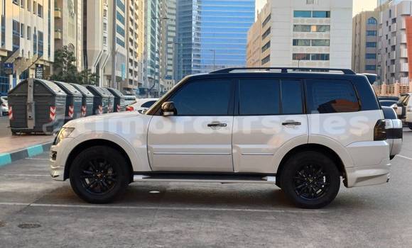 Buy Used Mitsubishi Pajero White Car in Dili in Dili Buy Used Mitsubishi Pajero White Car in Dili in Dili