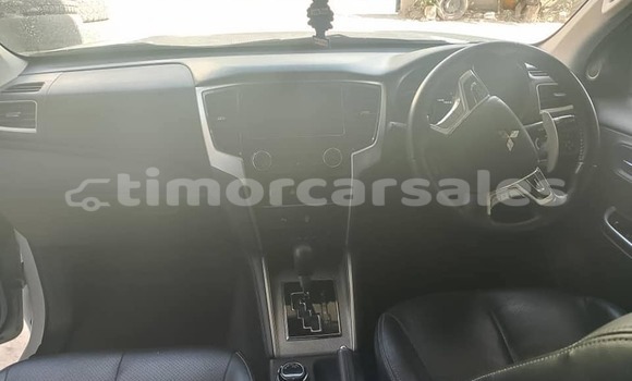 Buy Used Mitsubishi Triton White Car in Alas in Manufahi Buy Used Mitsubishi Triton White Car in Alas in Manufahi