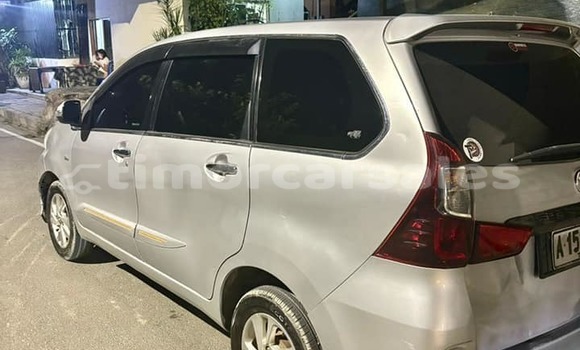 Buy Used Toyota Avanza White Car in Aituto in Ainaro Buy Used Toyota Avanza White Car in Aituto in Ainaro
