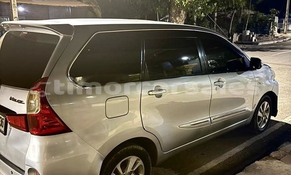 Buy Used Toyota Avanza White Car in Aituto in Ainaro Buy Used Toyota Avanza White Car in Aituto in Ainaro