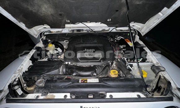 Buy Used Jeep Wrangler White Car in Dili in Dili Buy Used Jeep Wrangler White Car in Dili in Dili