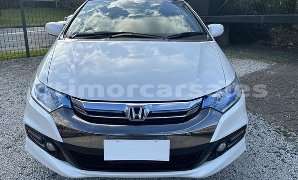 Buy Used Honda Insight White Car in Dili in Dili Buy Used Honda Insight White Car in Dili in Dili