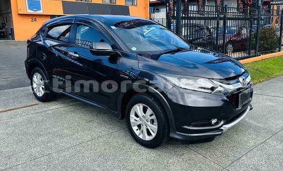Buy Used Honda Vezel Blue Car in Bobonaro in Bobonaro Buy Used Honda Vezel Blue Car in Bobonaro in Bobonaro