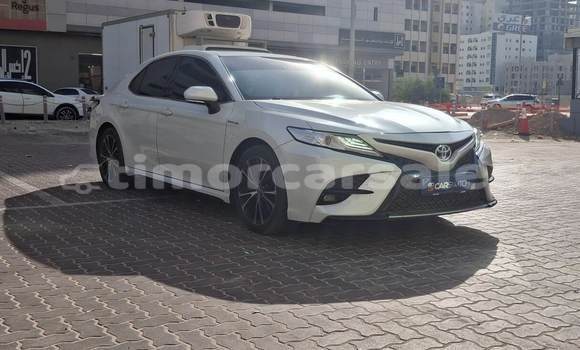 Buy Used Toyota Camry White Car in Cassa in Ainaro Buy Used Toyota Camry White Car in Cassa in Ainaro