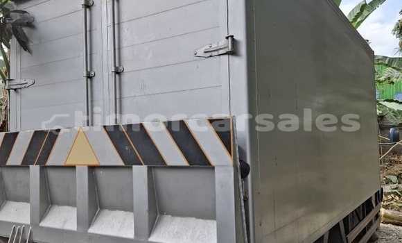 Buy Used Toyota Dyna Blue Truck in Dili in Dili Buy Used Toyota Dyna Blue Truck in Dili in Dili