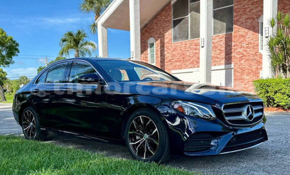 Buy Used Mercedes-Benz E–Class Blue Car in Ermera in Ermera Buy Used Mercedes-Benz E–Class Blue Car in Ermera in Ermera
