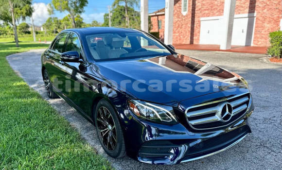 Buy Used Mercedes-Benz E–Class Blue Car in Ermera in Ermera Buy Used Mercedes-Benz E–Class Blue Car in Ermera in Ermera