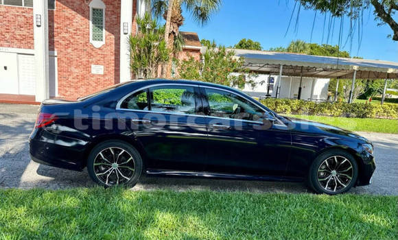 Buy Used Mercedes-Benz E–Class Blue Car in Ermera in Ermera Buy Used Mercedes-Benz E–Class Blue Car in Ermera in Ermera