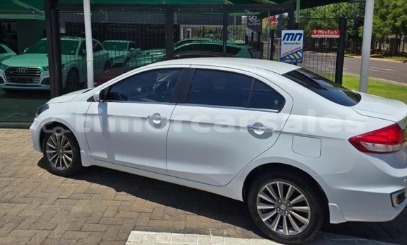 Buy Used Suzuki Ciaz White Car in Bauro in Lautem Buy Used Suzuki Ciaz White Car in Bauro in Lautem