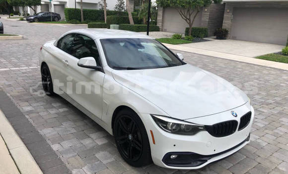 Buy Used BMW 4-Series White Car in Atabae in Bobonaro Buy Used BMW 4-Series White Car in Atabae in Bobonaro