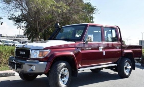 Buy Used Toyota Land Cruiser White Car in Dili in Dili Buy Used Toyota Land Cruiser White Car in Dili in Dili