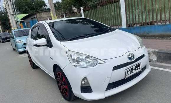 Buy Used Toyota Aqua White Car in Dili in Dili Buy Used Toyota Aqua White Car in Dili in Dili