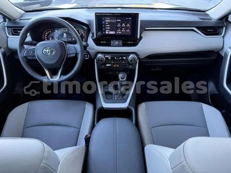 Big with watermark toyota rav4 bobonaro diruana 3402