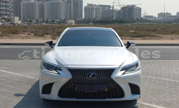 Buy Used Lexus LS White Car in Dili in Dili Buy Used Lexus LS White Car in Dili in Dili