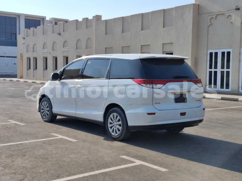 Big with watermark toyota previa dili dili 3427