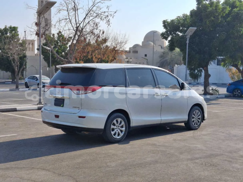 Big with watermark toyota previa dili dili 3427