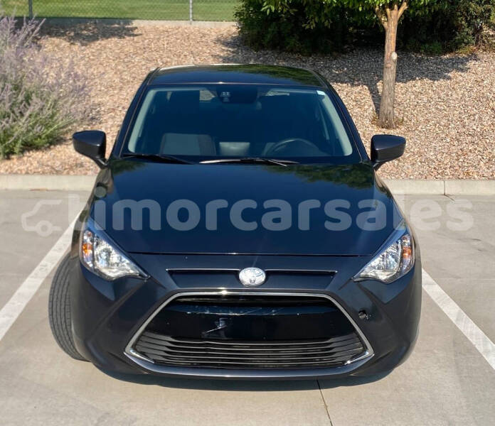 Big with watermark toyota yaris dili dili 3430