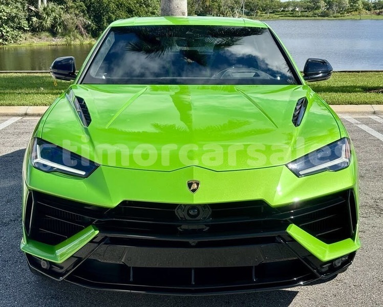 Big with watermark lamborghini urus ainaro aituto 3435