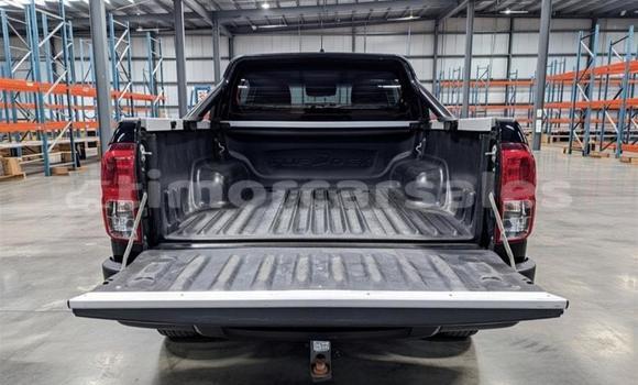 Buy Used Toyota Hilux Black Car in Ermera in Ermera Buy Used Toyota Hilux Black Car in Ermera in Ermera