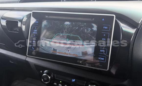 Buy Used Toyota Hilux Black Car in Ermera in Ermera Buy Used Toyota Hilux Black Car in Ermera in Ermera